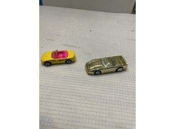 Lot Of 2 Diecast Cars (2)