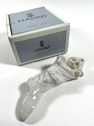 Lladro Figurine In Original Box 'Baby's First Christmas'