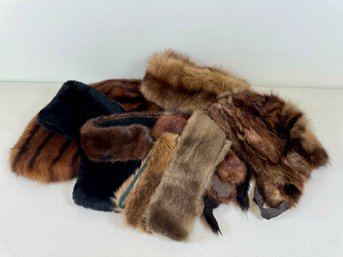 Grouping Of Vintage Fur Items (A)