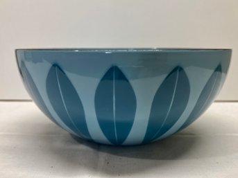 Vintage Catherine Holm Norway Blue Lotus Enamelware Bowl