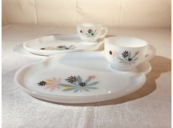 Pair Of Vintage Luncheon Party Plates And Cups