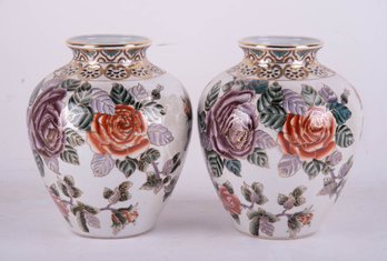 A Pair Of Chinese Porcelain Vases Qianlong Stamp