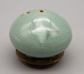 Crazing Glaze Porcelain Incense Pedestal With Wood Stand