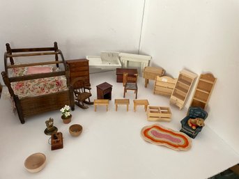 Mixed Dollhouse Furniture Lot