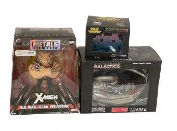 3 Loot Crate Figures Movie & Game Themed