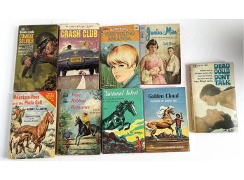 Vintage 1950s / 60s Paperback Novels Books