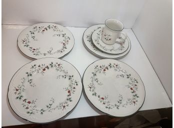 Pfaltzgraff Winterberry Christmas Themed Dishes