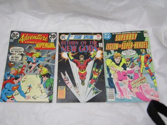3 DC COMICS SUPER GIRL SUPER BOY