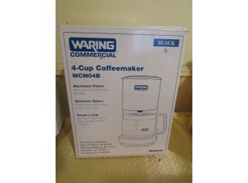 Black Waring Commercial 4-cup Coffee Maker WCM04B