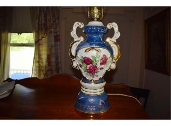 Vintage Ceramic Urn Shaped Table Lamp Light Flowered With Gold Trim