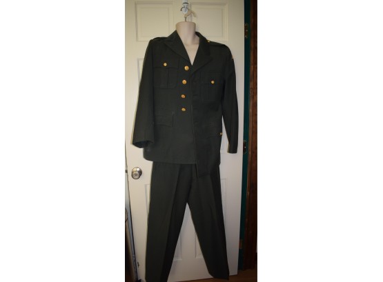 VINTAGE US Army  Ike Jacket  Trousers Uniform~EXCELLENT Condition W 3 Patch