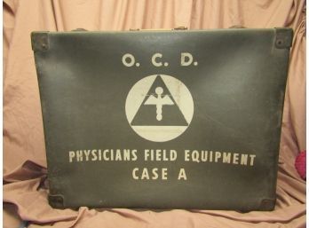 VTG 1940's WWII Army O.C.D. Physicians Surgeon Battle Field Equipment Case A
