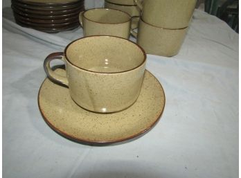 8 Cups And Saucers - Brown