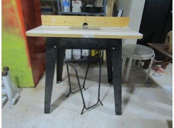 ROUTER  TABLE