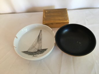 Ashtray Of  The 12 Meter France, A Covered Box And Bowl