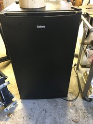 Galanz Refrigerator , 3.5 Cu. Ft.