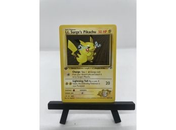 Pokemon Lt Surge. Pikachu 1st Edition
