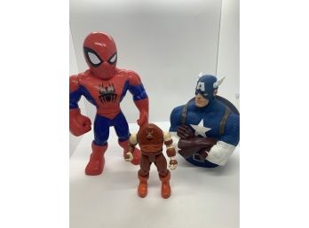 Marvel Lot 1 With Captain America Piggy Bank