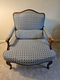 Beautiful Wide Vintage Sitting Chair With Pillow