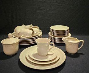 Vintage Sakura Stoneware Set Of 7 Dinner Plate, Bread Plate, Cup, Saucers, Creamer And Sugar Bowl #91