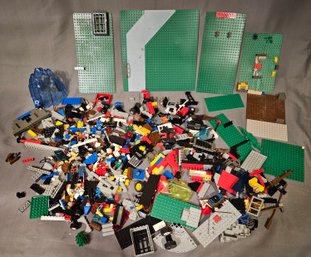 Lot Of Vintage Lego Pieces  #181