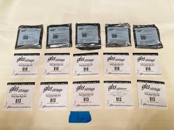 Lot Of Various And Assorted Guitar Strings #106