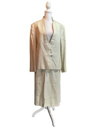 Vintage ILGWU White Skirt Suit Approximate Size 14