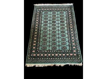 Stunning Hand Knotted Pakistani Rug In Excellent Condition