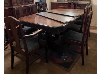 Antique DAVIS Furniture Dining Table And Antique Hickory Dining Chairs - Items Presented Are Very Old