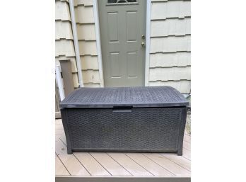 Suncast Extra Large Deck Box