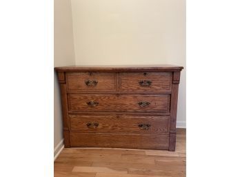 Antique Oak Chest Of Drawers/Dresser