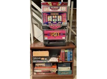 Vintage Japanese Slot Machine W/key - Great Decoration And Entertainment Object. Bookcase And Vintage Games