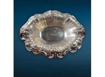 Large Reed & Barton Sterling Silver Oval  Bowl In Francis I Pattern Circa 1900-1940