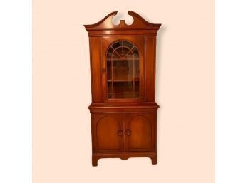 Antique American Solid Maple Dining Room Small Size China Cabinet - Very Beautiful Great Condition