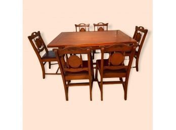Very Beautiful Solid Maple Draw Leaf Dining Table With 6 Leather Seat Chairs - Perfect Condition