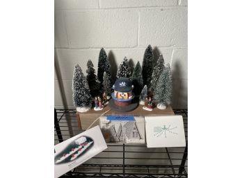 Department 56 NY Yankees Refreshments Stand, Frosted Topiaries Trees And Village Accessories