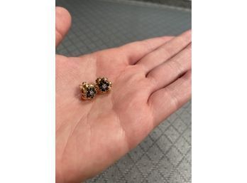 14K Yellow Gold Sapphire Flower Stud Earrings