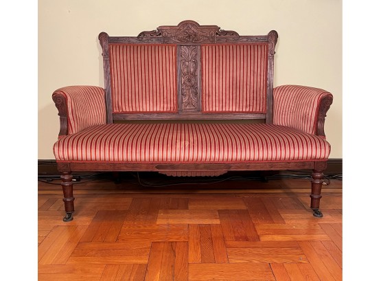 1870's Antique Eastlake Maple Wood Settee Loveseat In Excellent Condition