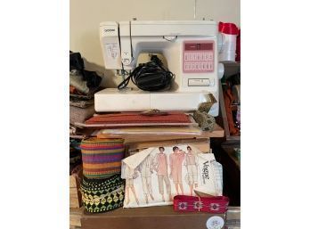 Brother Sewing Machine W/manual, Beautiful Fabrics, Buttons, Bends, Needles And Beautiful Basket