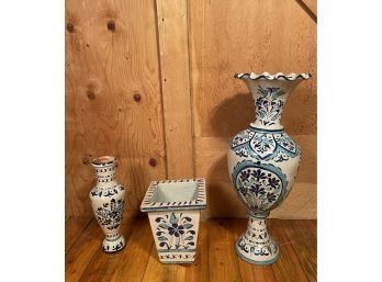 Large Vintage Moroccan Vases And Pot Blue And White Ceramic (vases Are Damaged)