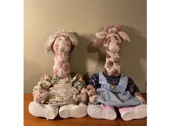 Signed By Sue Myers Pair Of Chuckle Valley Friends Plush Giraffe Dolls