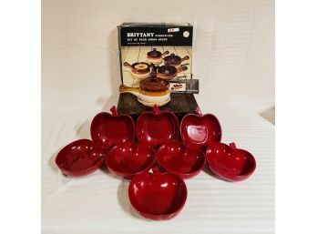 Brittany Stoneware Onion Soup Bowls W/rattan Trivets And 8 Hazel Atlas Glass Apple Shaped Dessert Bowls #49