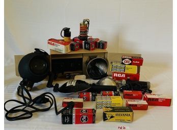 Sunpak Auto 120J Electronic Flash Unit, Tubes And Other Accessories   #160