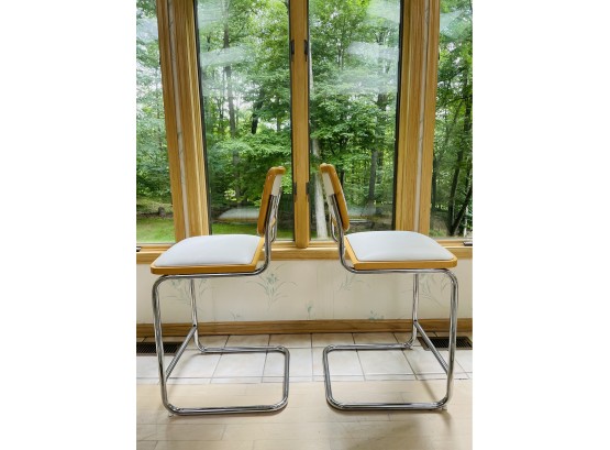 Pair Of 2 Mid Century Modern Bar Stools #136 Very Good Condition(needs A Little Cleaning On The Seat No Stain)