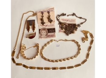# Vintage Costume Jewelry Lot #260