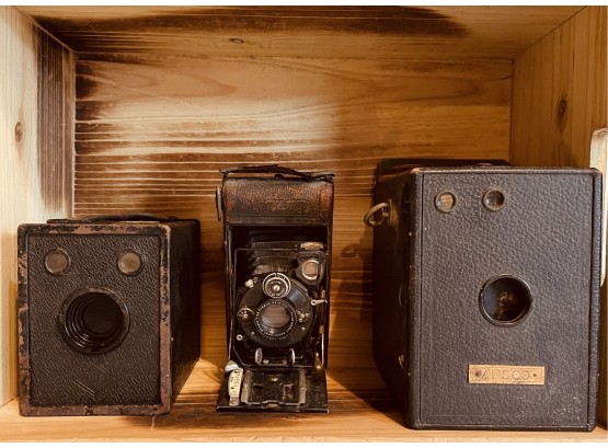 Antique Voigtlander Compur Camera, Agfa And Ansco Camera Box #25