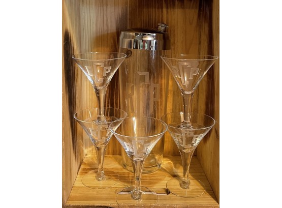 Retro Etched Cocktail Shaker With 5 Glasses #56
