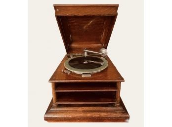 Antique Oak Columbia Grafonola Table Top Phonograph In A Great Working Condition Comes With Many Needles #109