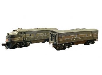 Lionel Postwar NYC F3 Diesel AA Locomotive - 2344  #32