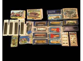 Vintage Trains And Accessories In Original Boxes #130
